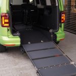 VW Caddy mit Heckrampe (rollstuhlgerecht)