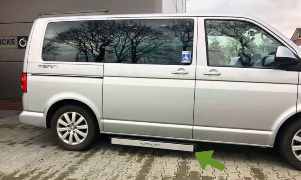 Volkswagen Multivan (T6) mit F6 Evo Kassettenlift (1)